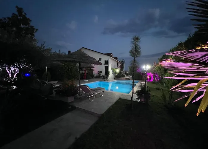 Luxury - Dar Al Shams 01 Βίλα *